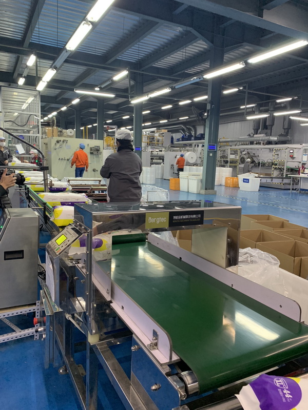 both baby diapers and pull up pants bulk production